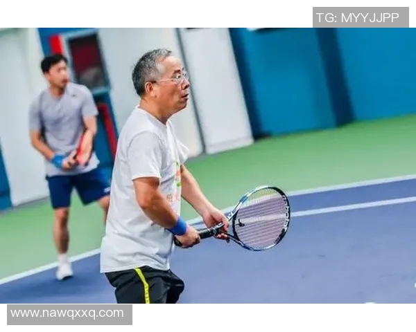 上海网球队的团队协作揭秘:网球巨献背后的默契与拼搏精神 上海网球队的团队协作揭秘:网球巨献背后的默契与拼搏精神